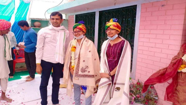  फोटो खिंचवाने की मची होड़