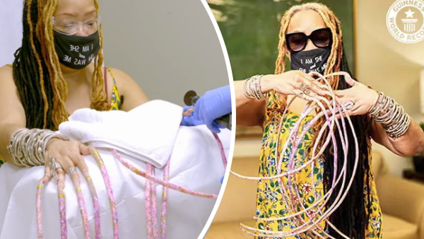 'दुनिया के सबसे लंबे नाखून वाली महिला' 'दुनिया के सबसे लंबे नाखून वाली महिला'