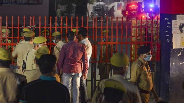 मुख्तार ने पुलिस का खाना-पानी लेने से किया इनकार