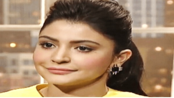 अनुष्का ने करवाया था 'लिप करेक्शन' अनुष्का ने करवाया था 'लिप करेक्शन'