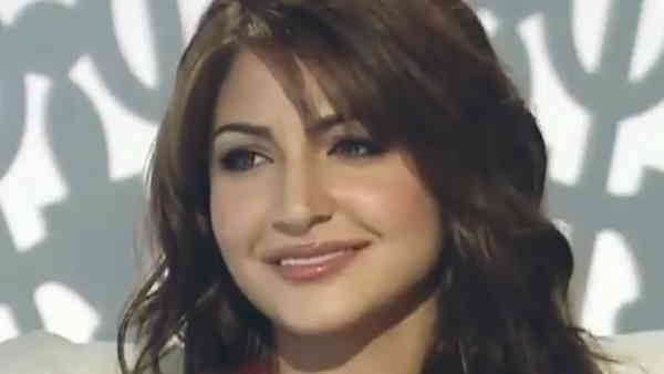 दो साल बाद अनुष्का ने 'लिप सर्जरी' पर तोड़ी चु्प्पी दो साल बाद अनुष्का ने 'लिप सर्जरी' पर तोड़ी चु्प्पी