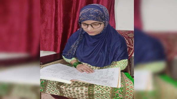  परीक्षा सेंटर पर पांच मिनट देरी से पहुंची