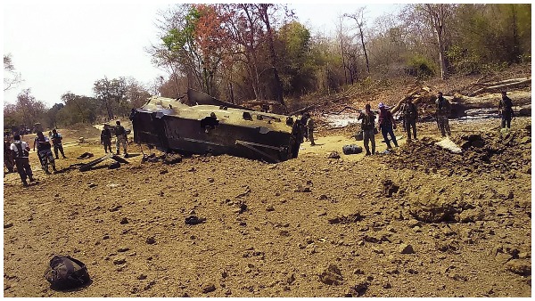 सुरक्षाबलों और माओवादियों में 40 सालों से चल रहा है संघर्ष