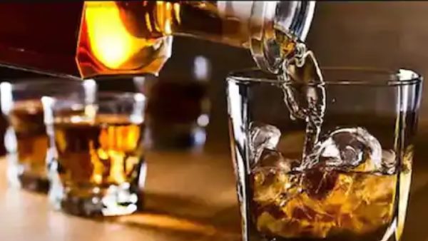 two person lost life after consuming liquor distributed by village head candidate in bulandshahr two person lost life after consuming liquor distributed by village head candidate in bulandshahr