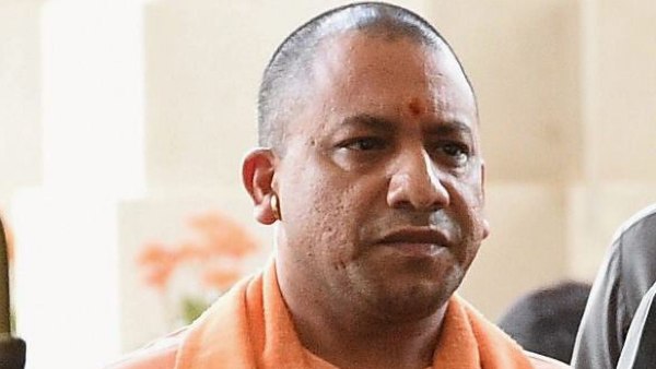 योगी आदित्‍यनाथ की गाड़ी पर हुआ था हमला 