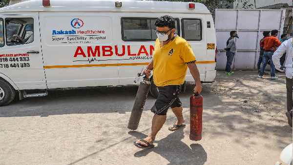 5- आपकी सूंघने की शक्ति चली गई है!