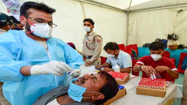 महाराष्ट्र और छत्तीसगढ़ में जारी है कोरोना का कहर महाराष्ट्र और छत्तीसगढ़ में जारी है कोरोना का कहर