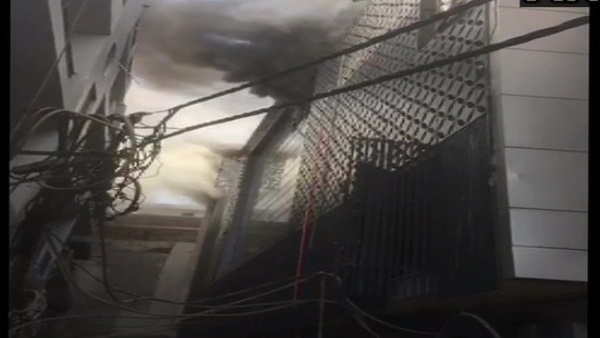 WATCH Delhi: Fire breaks out in a factory near MTNL office Dilshad Garden Industrial Area