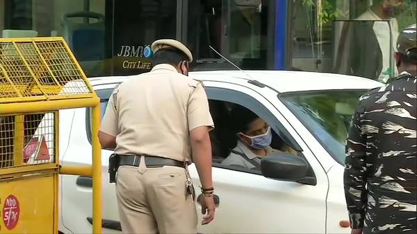 covid coronavirus delhi news lockdown:  Delhi Police cut off challans of 2192 people