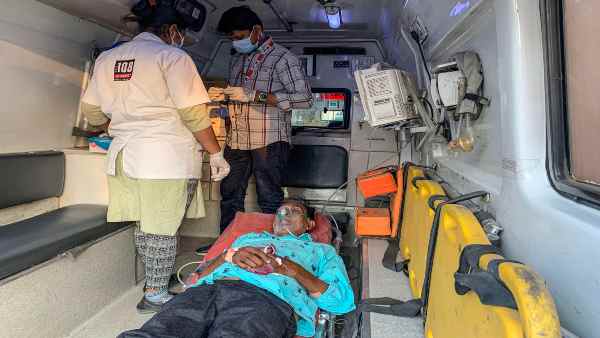बहुरूपिया कोरोना हो गया है ज्यादा खतरनाक