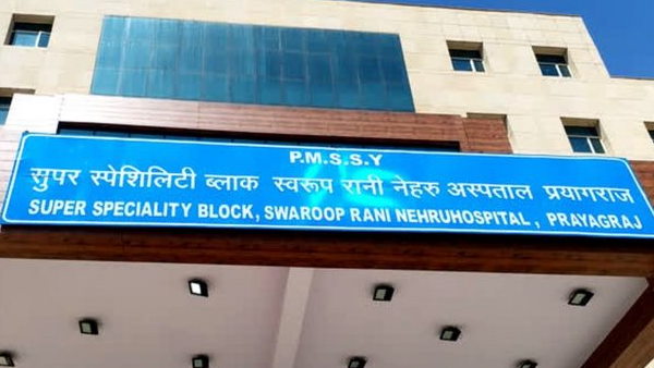 अस्पताल में थे 100 वेंटीलेटर अस्पताल में थे 100 वेंटीलेटर