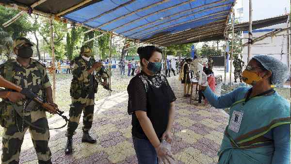 बंगाल में तीन चरण का चुनाव बाकी