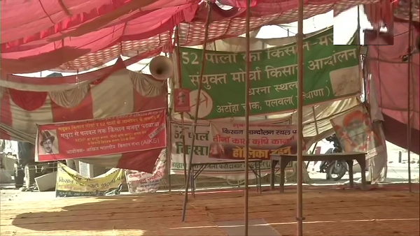 Haryana Farmers protesting in Palwal against Farm Laws, KMP-KGP blocked 
