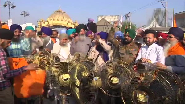 Farmers said- Covid 19 isnt spreading due to us, govt wants to end agitation by maneuver