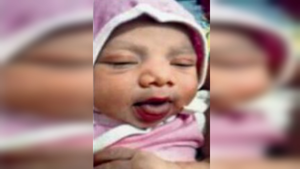 हेलीपेड से घर तक के रास्ते में बिछाएंगे फूल हेलीपेड से घर तक के रास्ते में बिछाएंगे फूल