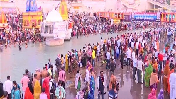 covid breakout in haridwar kumbh 2021: 1,000 Coronavirus patieNTS In 2 Days As Millions Gather At Kumbh Mela covid breakout in haridwar kumbh 2021: 1,000 Coronavirus patieNTS In 2 Days As Millions Gather At Kumbh Mela