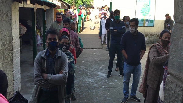 Himachal Pradesh municipal corporation elections Voting today, voters cast their votes