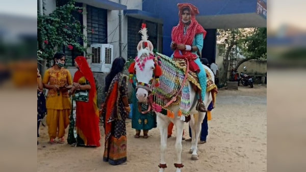 बिंदौरी निकालकर खुशी जताई गई