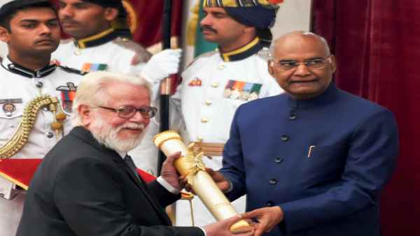 इसरो में क्रायोजिनक प्रोजेक्ट के डायरेक्टर थे नम्बी नारायण