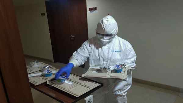 कोविड के खिलाफ जंग में शुरू से दे रहे है योगदान कोविड के खिलाफ जंग में शुरू से दे रहे है योगदान