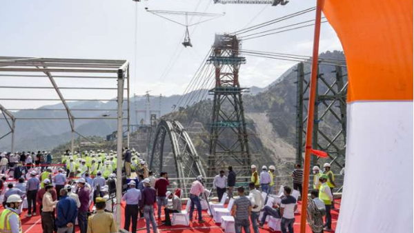 266 किलोमीटर प्रति घंटे की रफ्तार से भी हवा चली तो यह पुल आसानी से टिका रहेगा