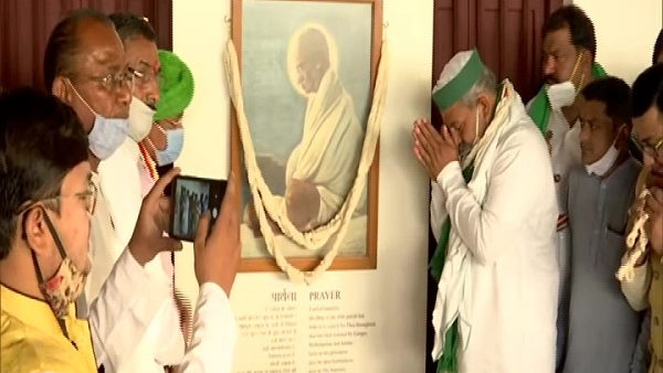 rakesh tikait gujarat visit: BKU leader Rakesh Tikait on farmers of gujarat, says- we are with you