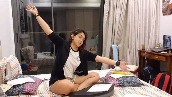 वीडियो शेयर कर बताया सही नाम