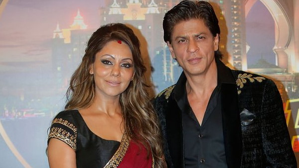 रिश्तेदारों ने फुसफुसाते हुए क्या कहा? रिश्तेदारों ने फुसफुसाते हुए क्या कहा?