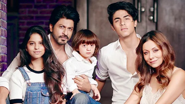 मुस्लिम और हिंदू रीति रिवाज से हुई शादी मुस्लिम और हिंदू रीति रिवाज से हुई शादी