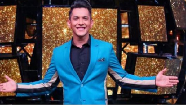 आदित्य नारायण अस्पताल में भर्ती आदित्य नारायण अस्पताल में भर्ती