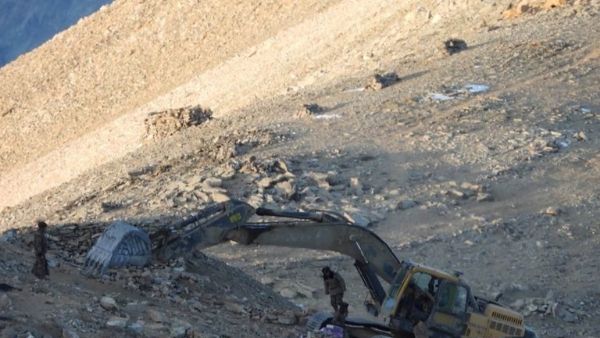 13 घंटे चली बातचीत