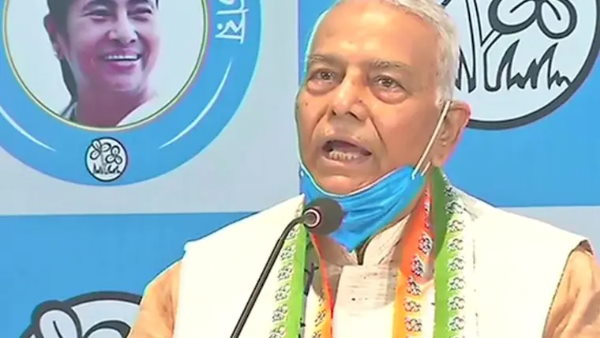 Yashwant Sinha Slams modi govt over covid management Says, Vishwa Guru To Vishwa Beggars Yashwant Sinha Slams modi govt over covid management Says, Vishwa Guru To Vishwa Beggars