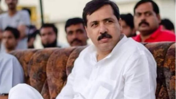 उपचुनाव में मल्हनी विधानसभा सीट से भी दाखिल किया था पर्चा, लेकिन उपचुनाव में मल्हनी विधानसभा सीट से भी दाखिल किया था पर्चा, लेकिन