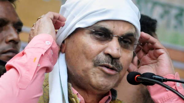 की स्थिति के बीच, कांग्रेस अध्यक्ष सोनिया गांधी ने शुक्रवार को कहा कि प्रणाली विफल नहीं हुई है क्योंकि भारत के पास कई ताकत और संसाधन हैं। सोनिया गांधी ने वर्चुअल कांग्रेस संसदीय दल की बैठक में कहा कि मोदी सरकार उन संसाधनों को रचनात्मक रूप से प्रसारित करने में विफल रही है। चार राज्यों और एक केंद्र शासित प्रदेश में हाल ही में आए चुनावों के परिणामों पर सोनिया गांधी ने कहा कि कांग्रेस कार्य समिति चुनाव परिणाम का विश्लेषण करेगी।