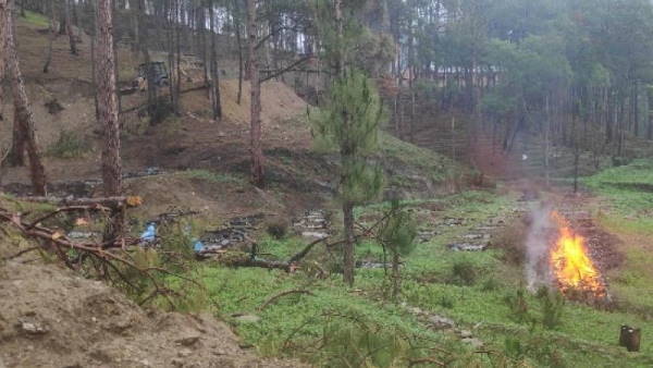 new cremation ground in Open forest land set up for Covid victims in almora new cremation ground in Open forest land set up for Covid victims in almora
