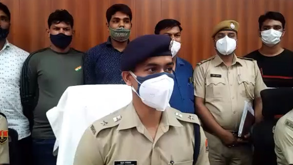 Karauli : Accused of killing Rajasthan Police Constable caught from Madhya Pradesh Karauli : Accused of killing Rajasthan Police Constable caught from Madhya Pradesh