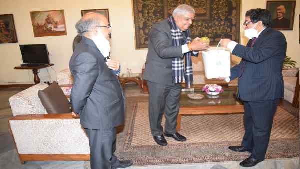 सबके साथ सौहार्दपूर्ण रहा निजी रिश्ता