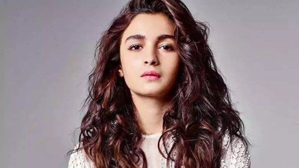 वेलेंटाइन डे पर पहले ब्वॉयफ्रेंड संग बाहर गई थीं वेलेंटाइन डे पर पहले ब्वॉयफ्रेंड संग बाहर गई थीं