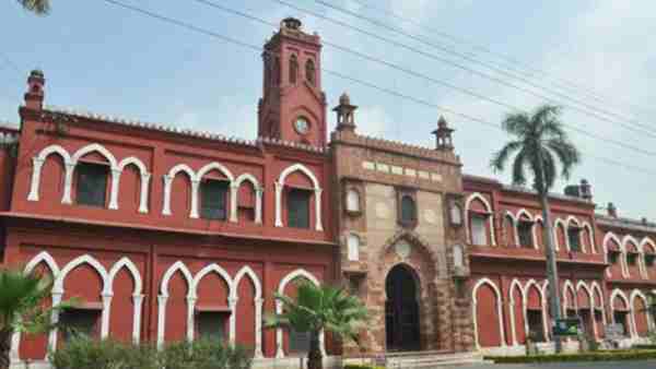 Aligarh Muslim University 19 Professor and Chairman no more due to coronavirus infection Aligarh Muslim University 19 Professor and Chairman no more due to coronavirus infection