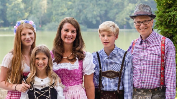 बिल गेट्स के अहंकारी और गुस्सैल होने का दावा