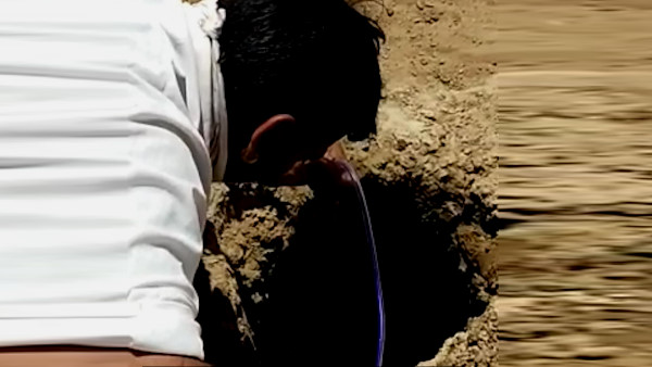  बच्चे तक पहुंचाया पानी