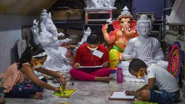 बच्चों को कब लगेगी वैक्सीन ?