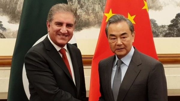 चीन के हाथ पाकिस्तान की विदेश नीति!