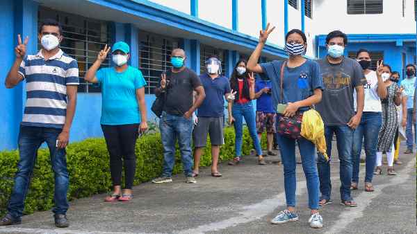 ब्रेकथ्रू इंफेक्शन के बाद भी बीमारी के गंभीर होने की कम आशंका