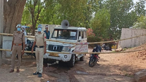 सबसे ज्यादा कोरोना पॉजिटिव मरीज अरुण के घर के आस-पास से सबसे ज्यादा कोरोना पॉजिटिव मरीज अरुण के घर के आस-पास से