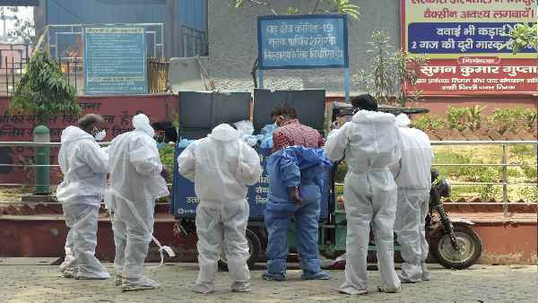 एएमयू में करीब 50 लोगों की हुई कोरोना से मौत