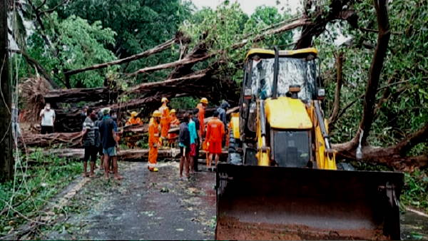 प्रभावित जिलों में नुकसान का सर्वेक्षण