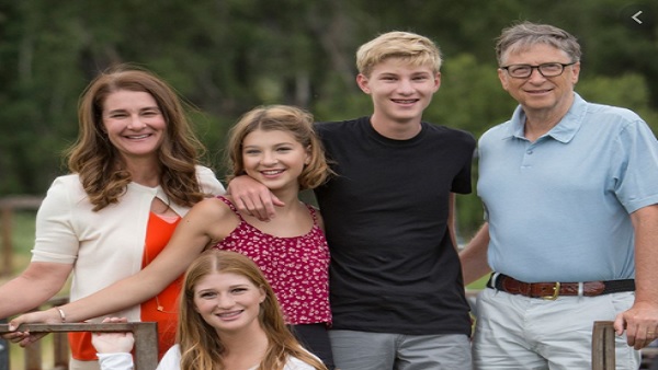 जेनिफर मेडिकल स्टूडेंट हैं