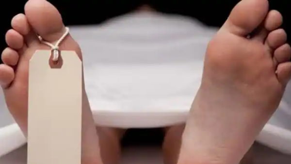 महिला का चल रहा है अब इलाज