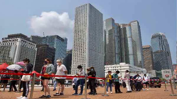 हांगकांग के अपार्टमेंट कॉम्पलेक्स में क्या हुआ था ?